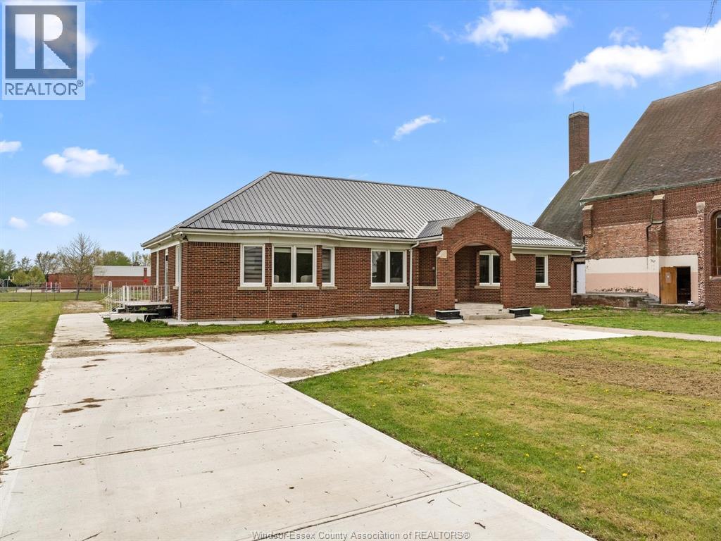25657 Winterline Road Property Photo 10