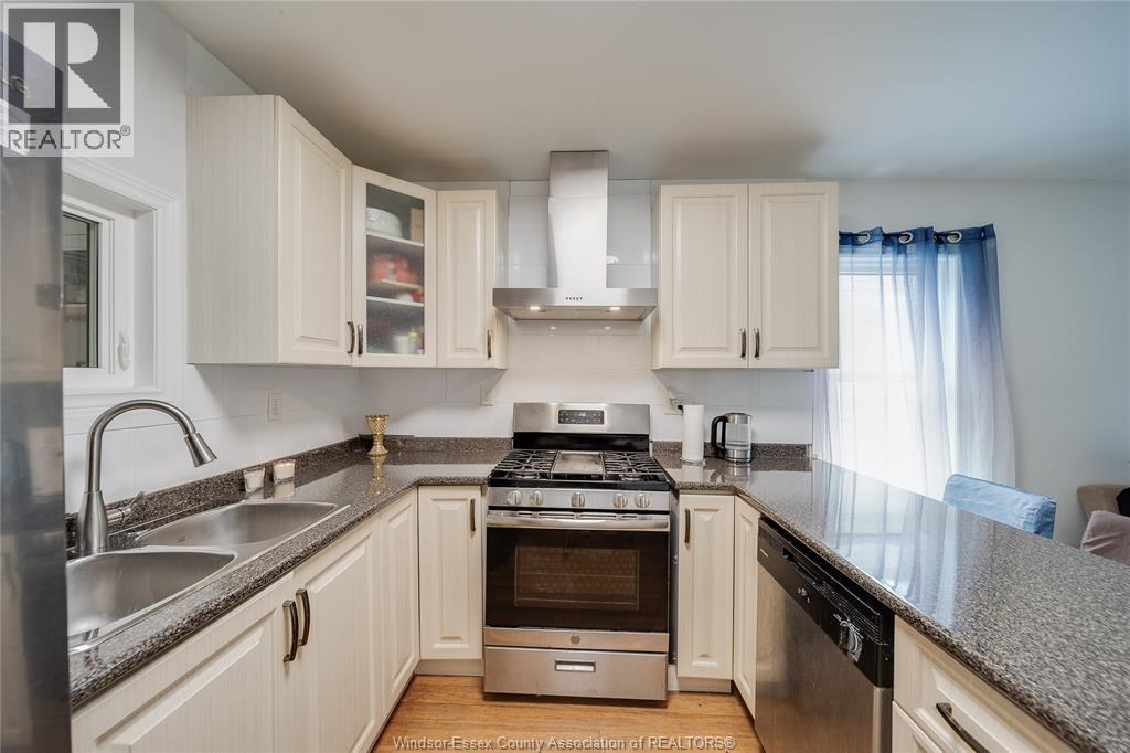 1626 Albert Property Photo 5