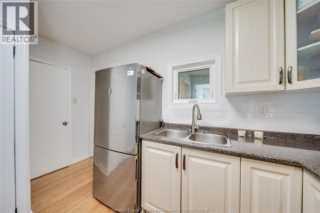 1626 Albert Property Photo 6