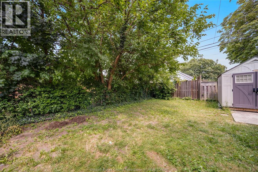 1626 Albert Property Photo 19