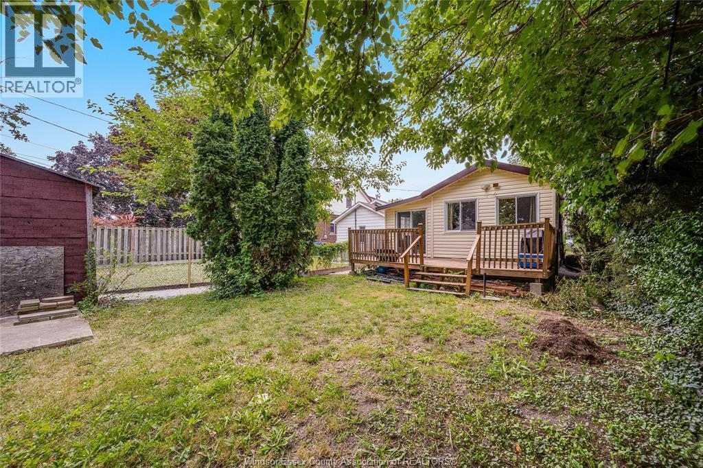 1626 Albert Property Photo 21