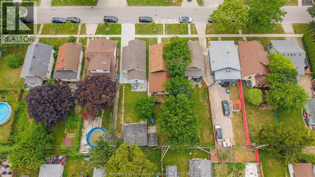 1626 Albert Property Photo 24