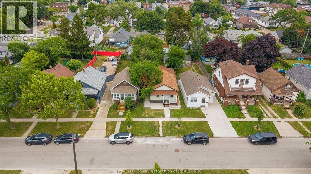 1626 Albert Property Photo 26