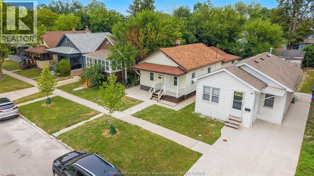 1626 Albert Property Photo 29