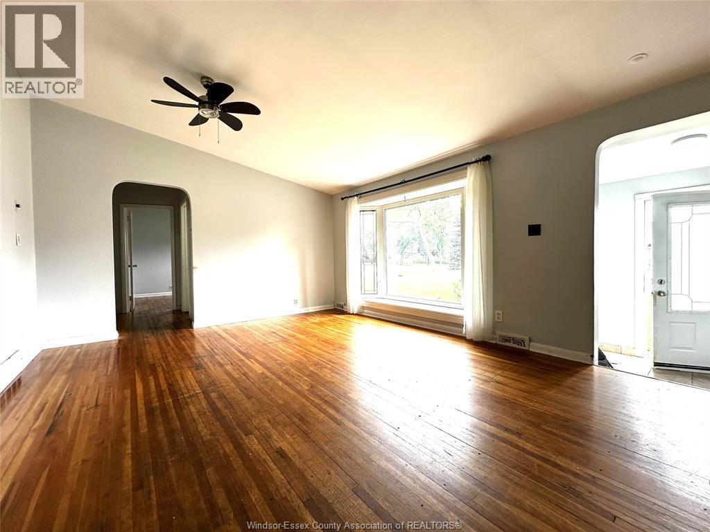3615 Longfellow Property Photo 3