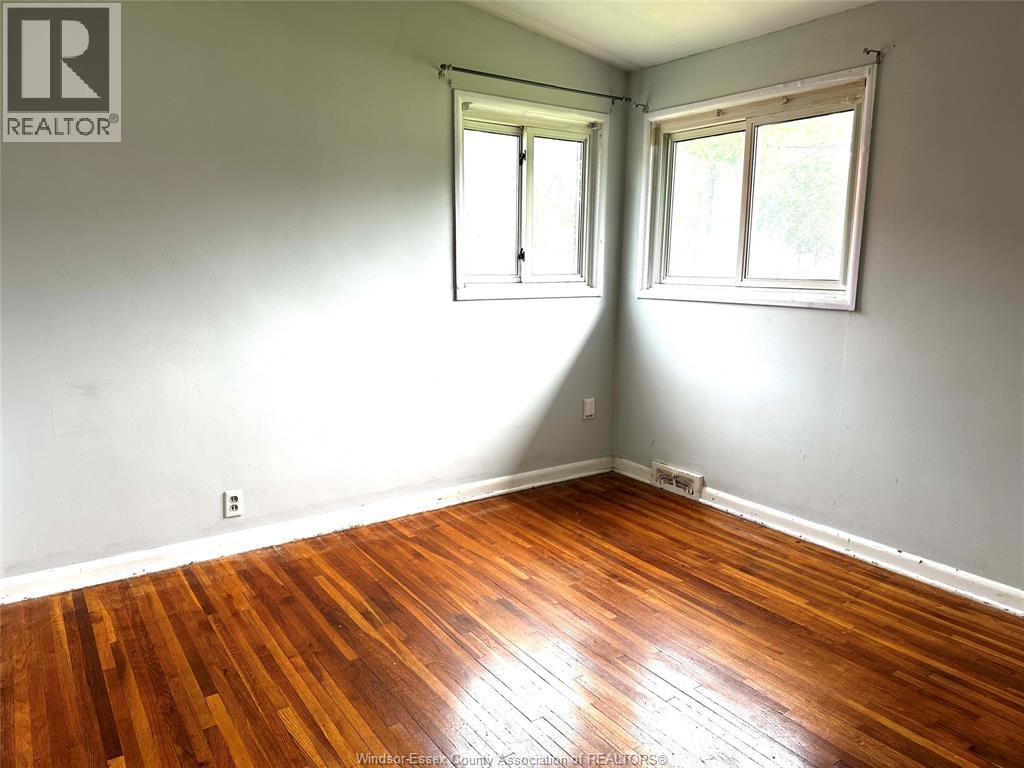 3615 Longfellow Property Photo 6