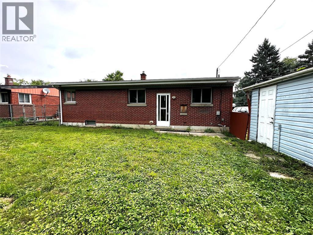 3615 Longfellow Property Photo 14