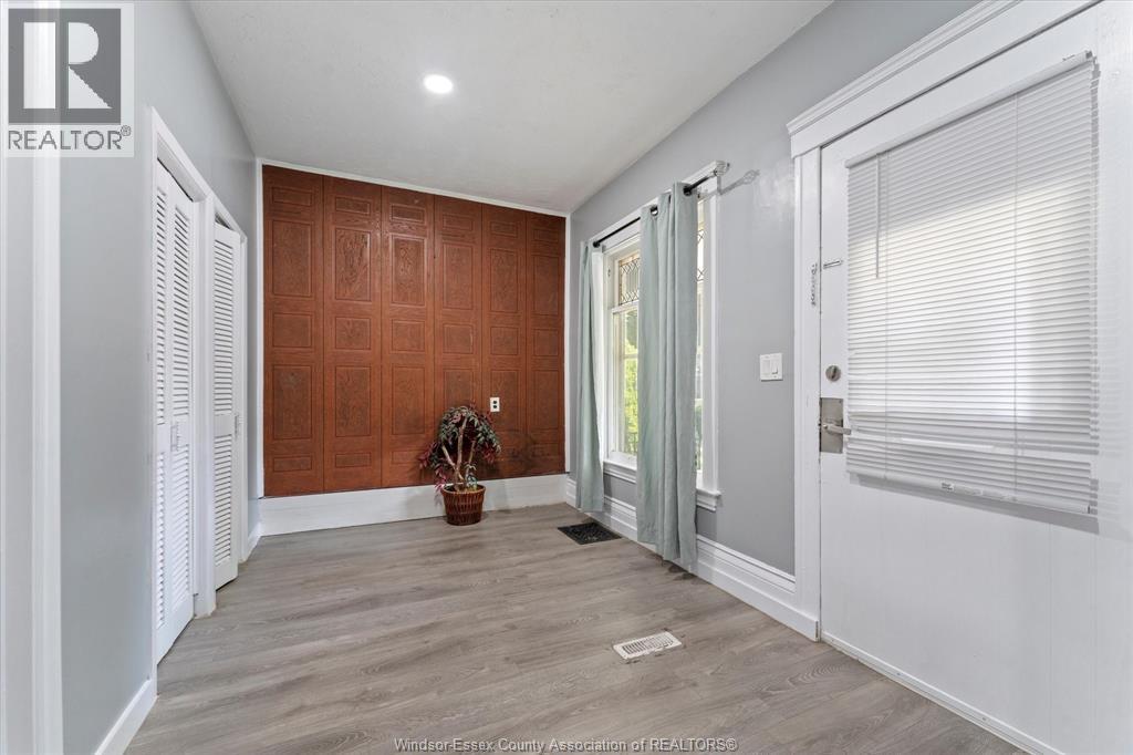 691 Windermere Road Property Photo 7