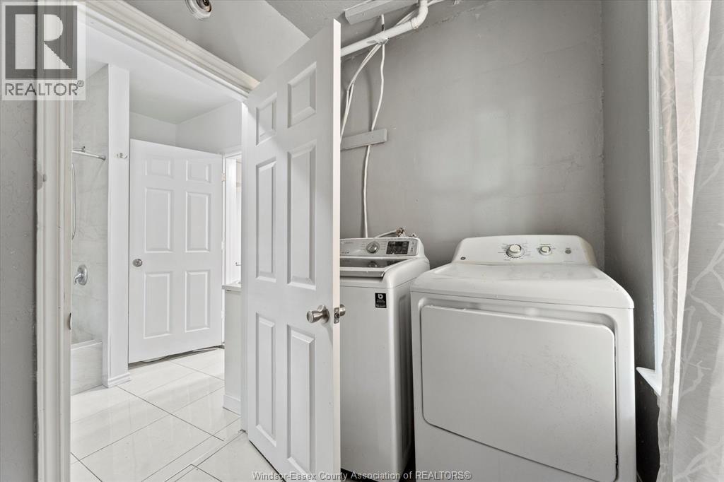 691 Windermere Road Property Photo 14