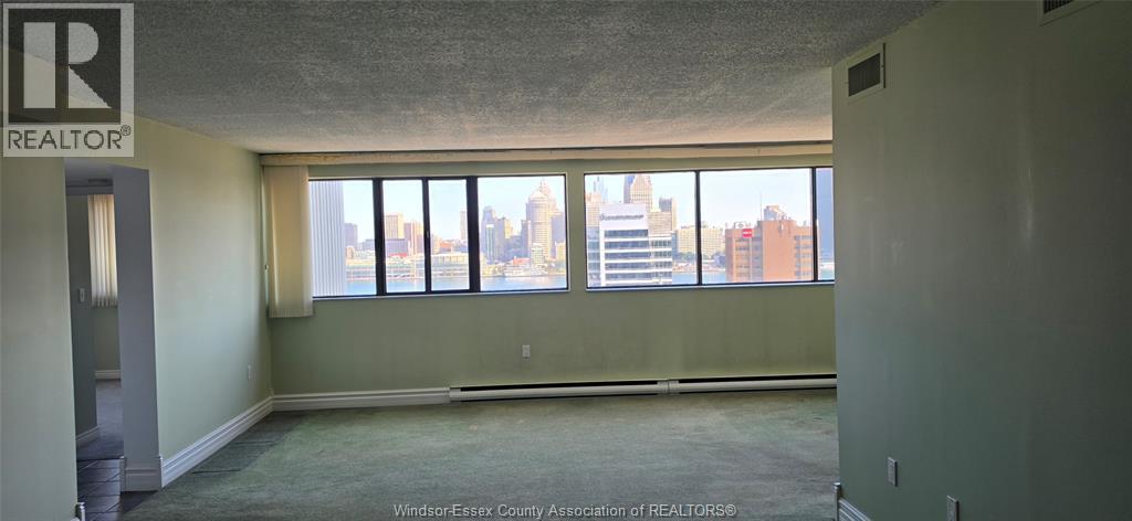 380 Pelissier Street Unit# 1806 Property Photo 6
