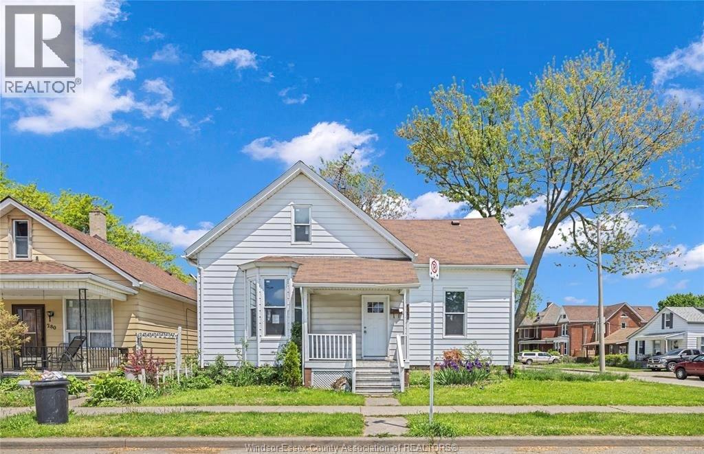 294 Louis Avenue Property Photo 1