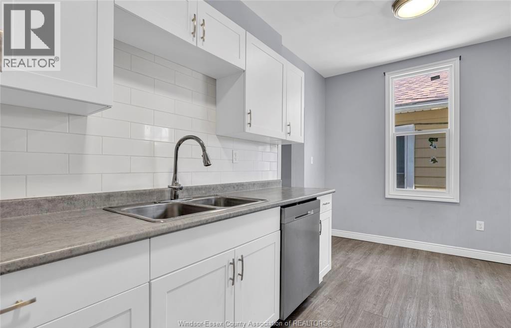 294 Louis Avenue Property Photo 5