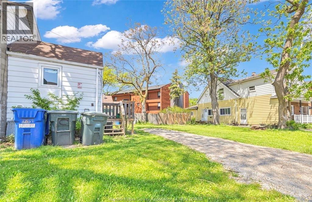 294 Louis Avenue Property Photo 25