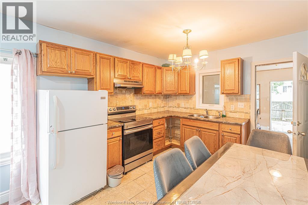 526 Josephine Property Photo 6