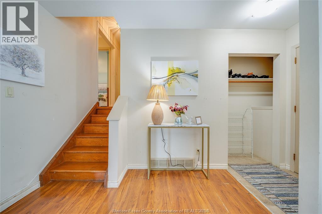 381 Carling Property Photo 5