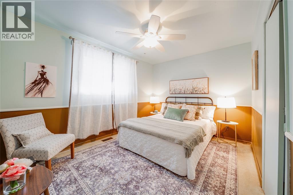 381 Carling Property Photo 20