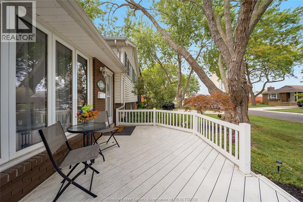 381 Carling Property Photo 47