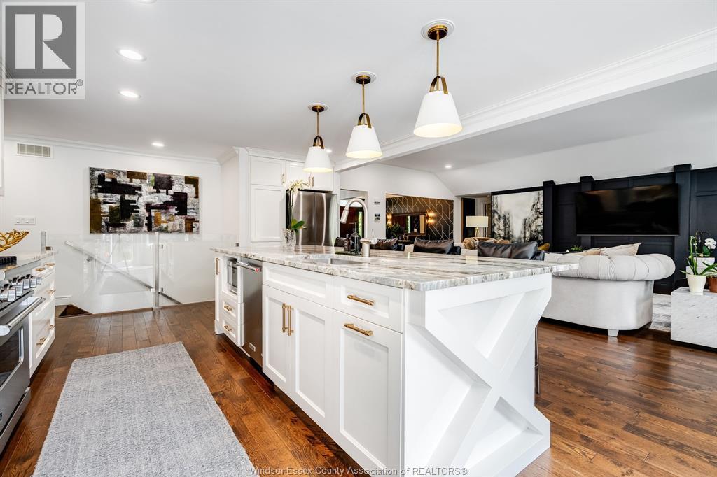 408 Pentilly Property Photo 11