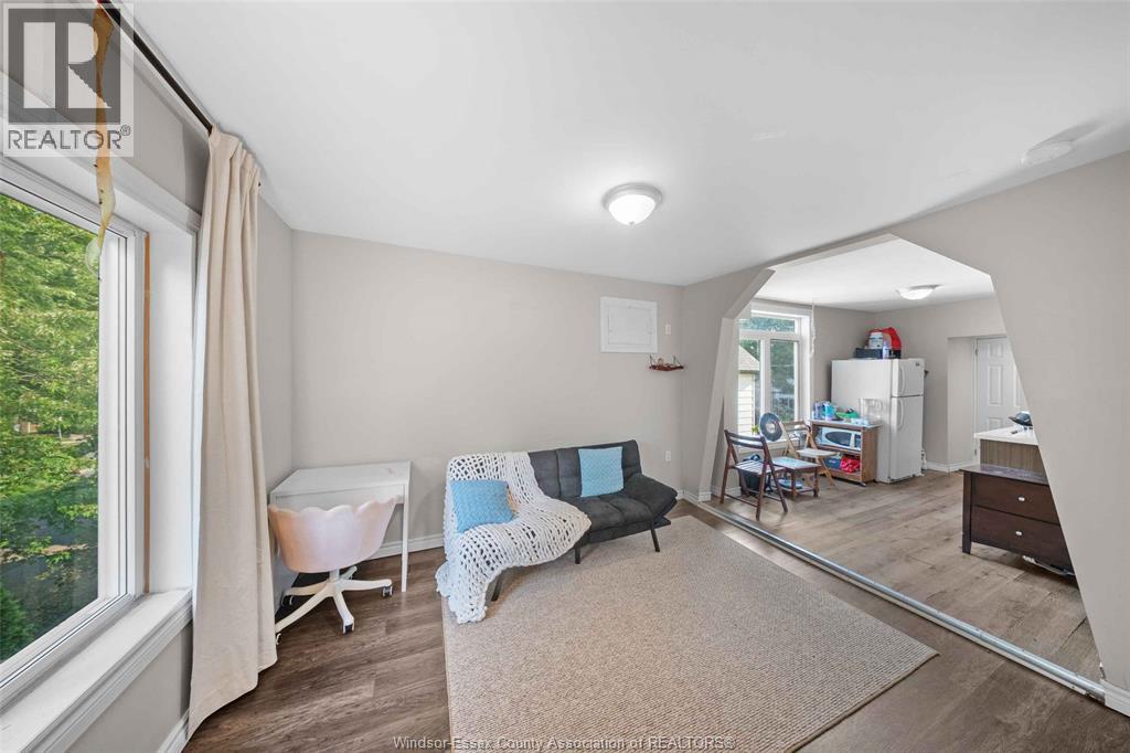 771 Chilver Road Property Photo 19