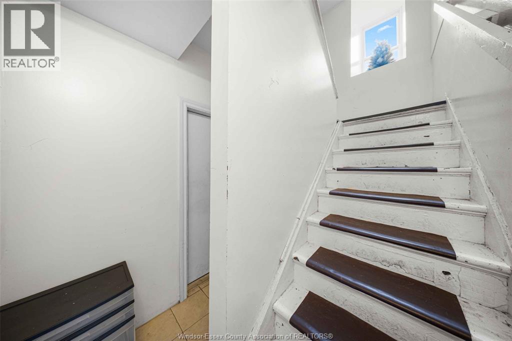 771 Chilver Road Property Photo 39