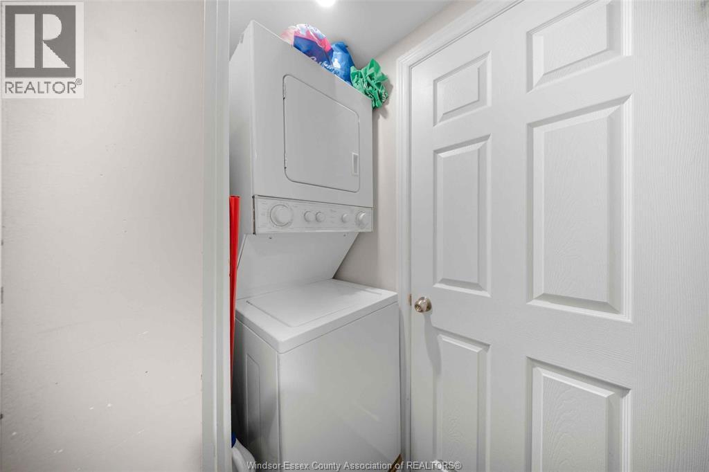 771 Chilver Road Property Photo 40