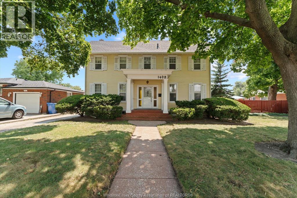 1409 GRANVILLE CRESCENT