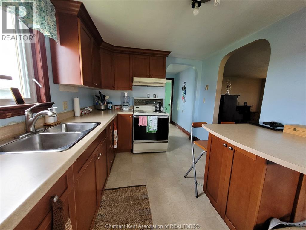 221 Holt Line Property Photo 4