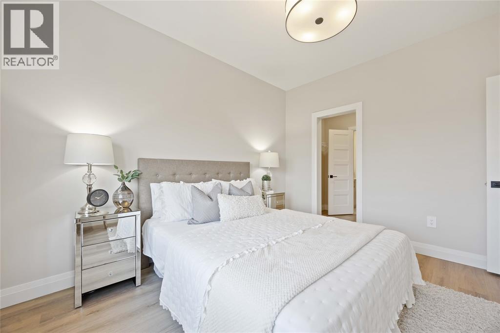 214 St Clair Boulevard Unit# 16 Property Photo 19