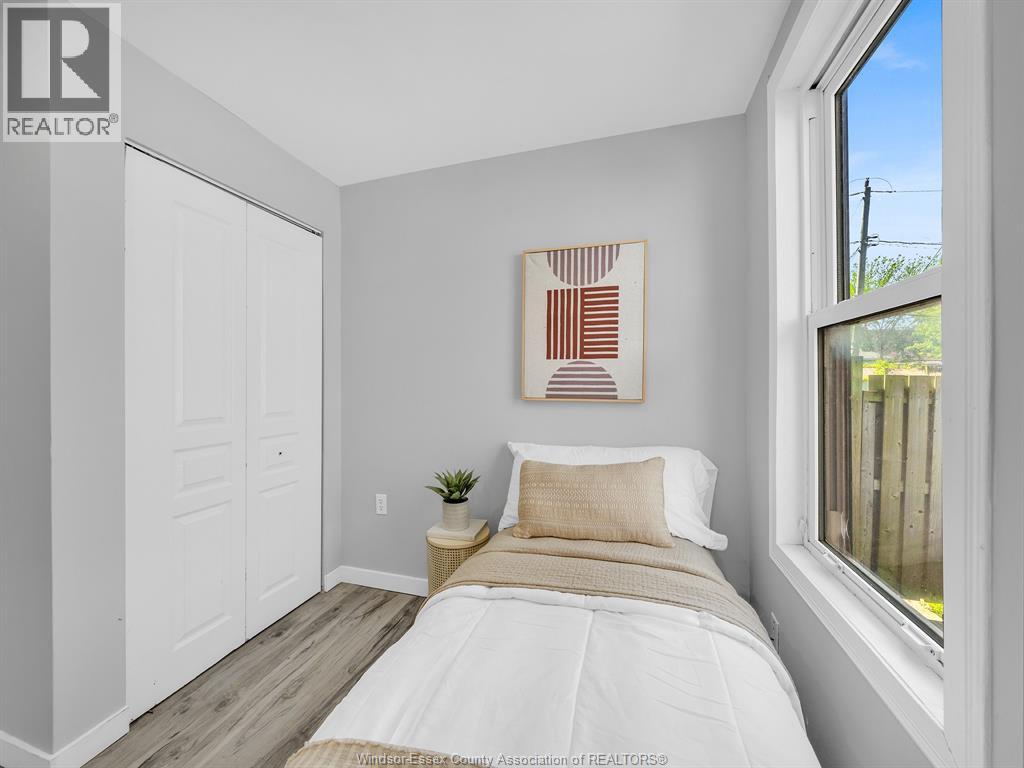 1153 University Property Photo 3