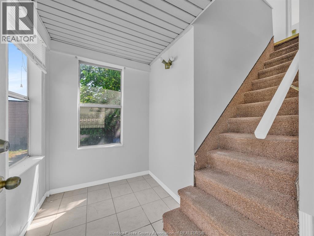 1153 University Property Photo 9
