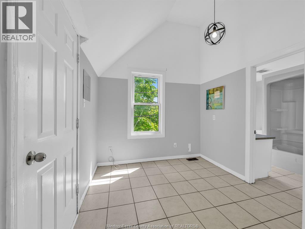 1153 University Property Photo 11