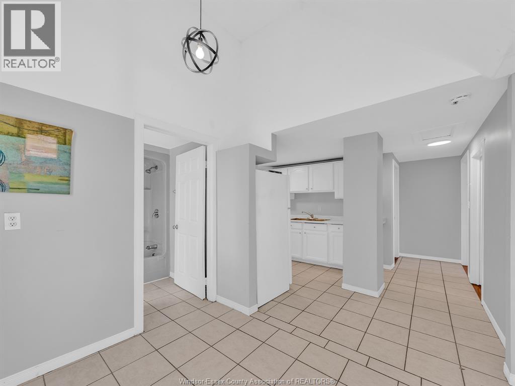 1153 University Property Photo 12