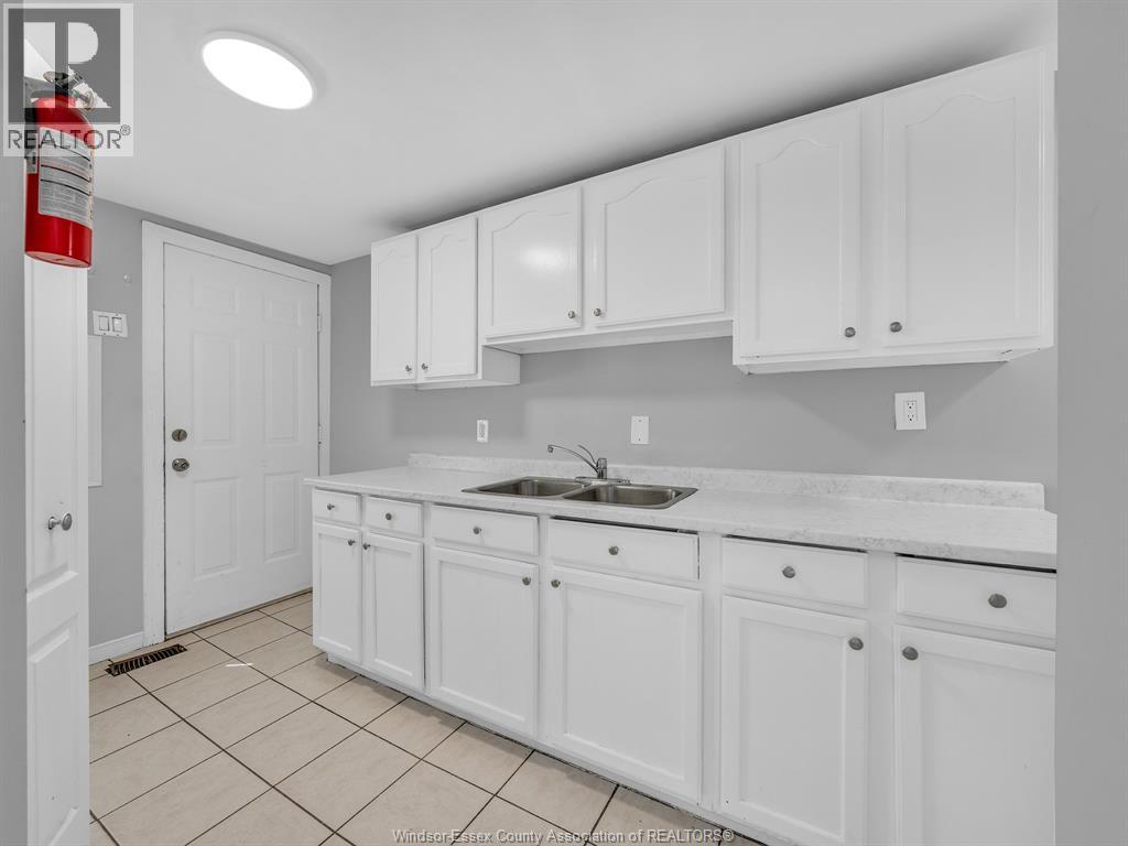 1153 University Property Photo 14
