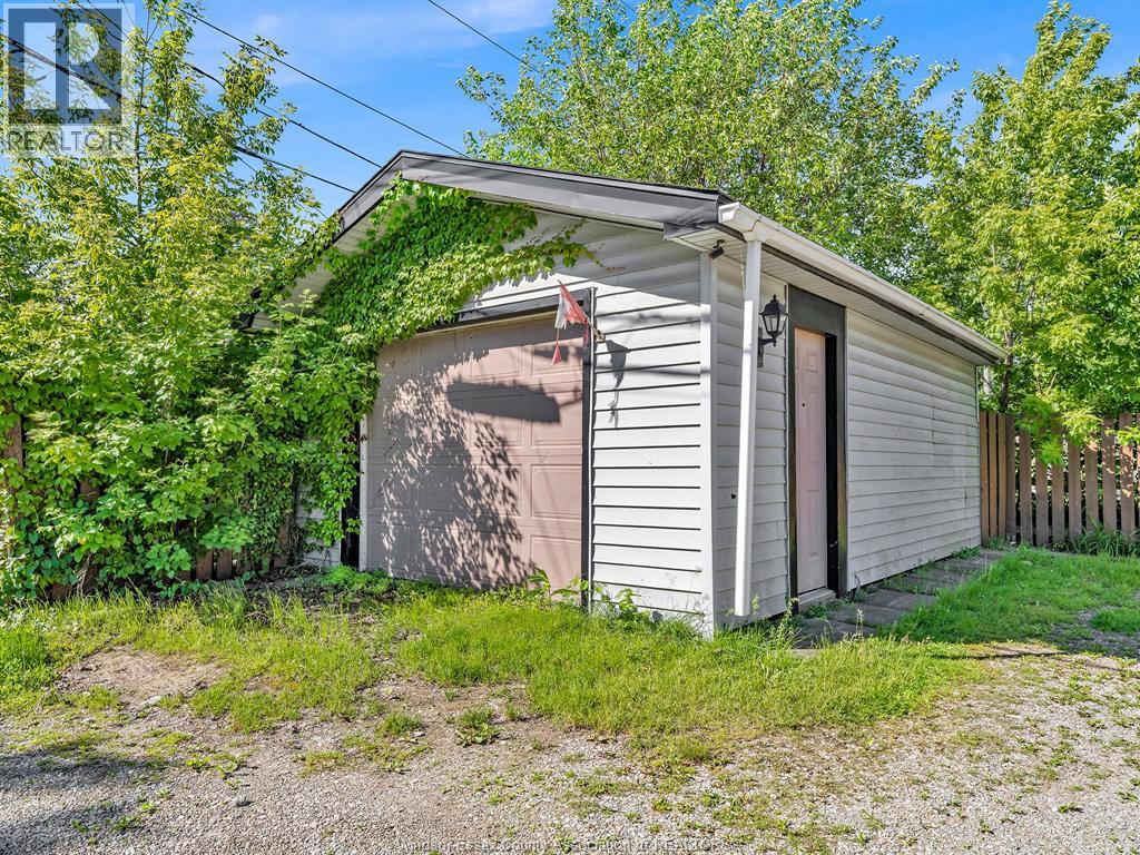 1153 University Property Photo 26