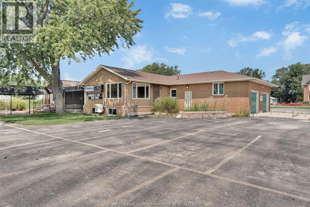 585 Seacliff Drive Property Photo 8