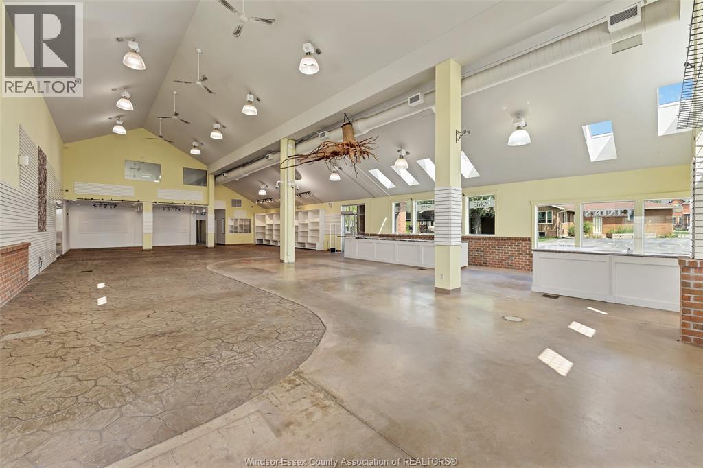 585 Seacliff Drive Property Photo 15