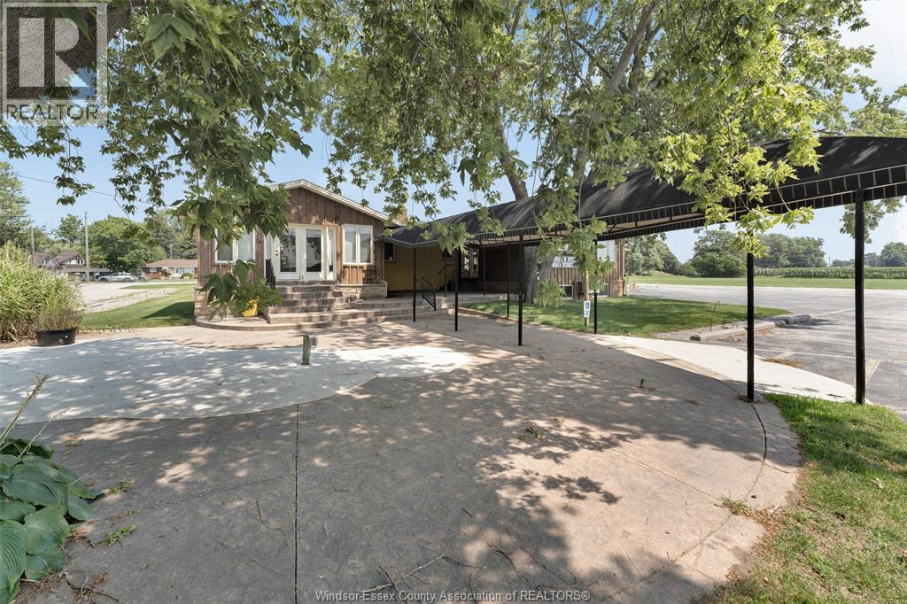 585 Seacliff Drive Property Photo 32