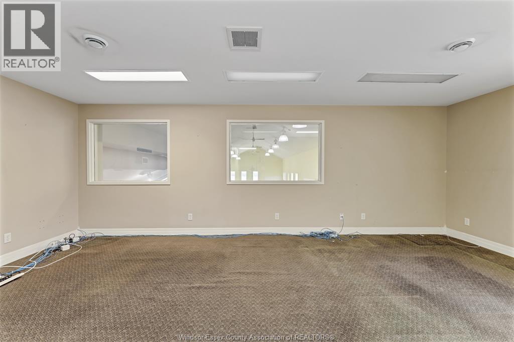 585 Seacliff Drive Property Photo 45