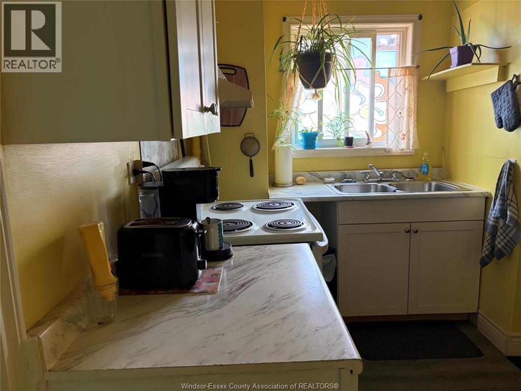 357-363 Wyandotte Street West Property Photo 7