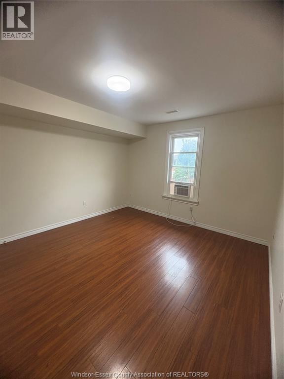 853 Pillette Unit# 2 Property Photo 8
