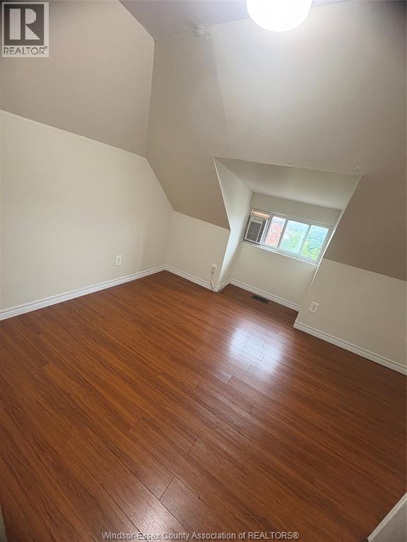 853 Pillette Unit# 2 Property Photo 13