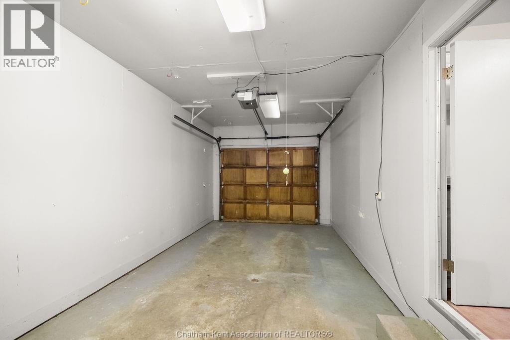 98 Cardinal Crescent Property Photo 26