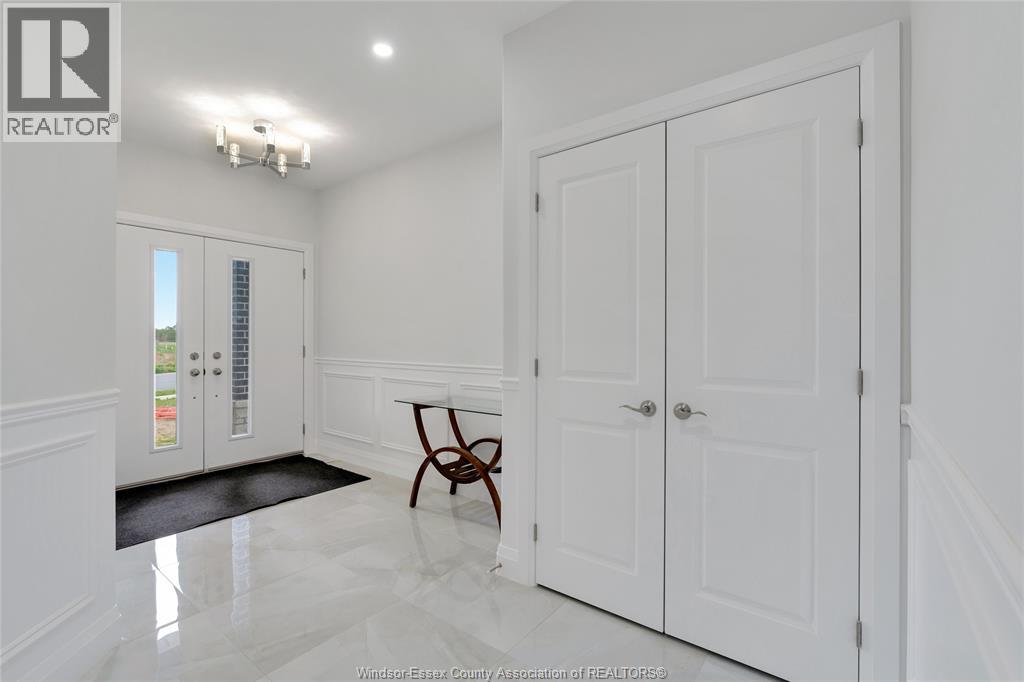 33 Eagle Property Photo 2