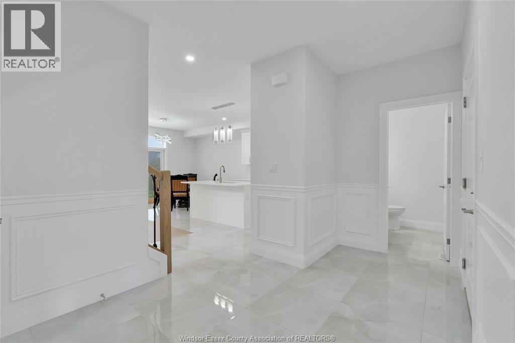 33 Eagle Property Photo 3