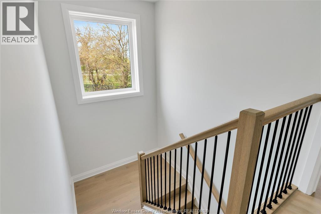 33 Eagle Property Photo 14