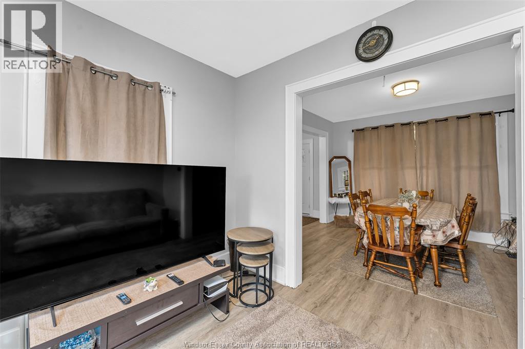 421 Elm Avenue Property Photo 10