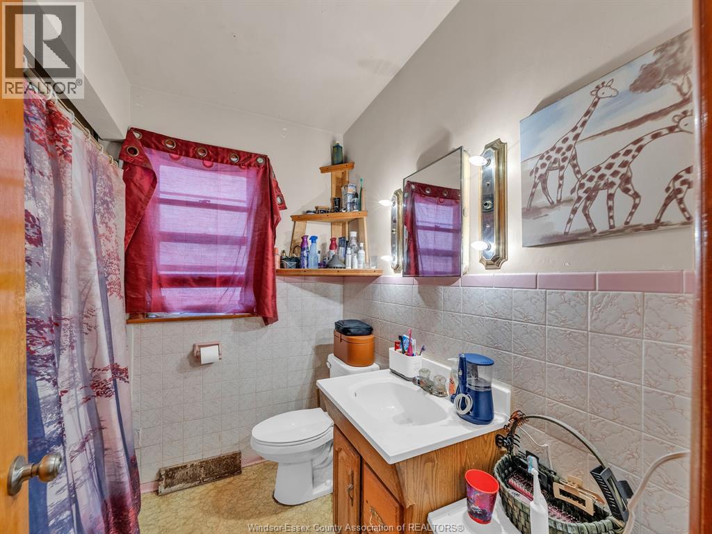1477 Windermere Road Property Photo 13