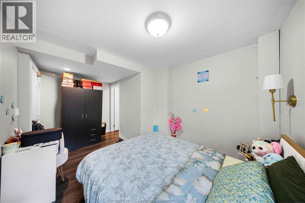 771 Chilver Road Property Photo 18