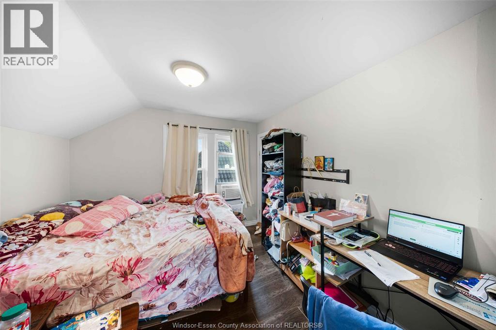 771 Chilver Road Property Photo 37