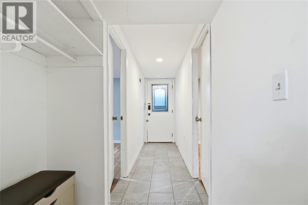 1784 Partington Unit# Lower Property Photo 1